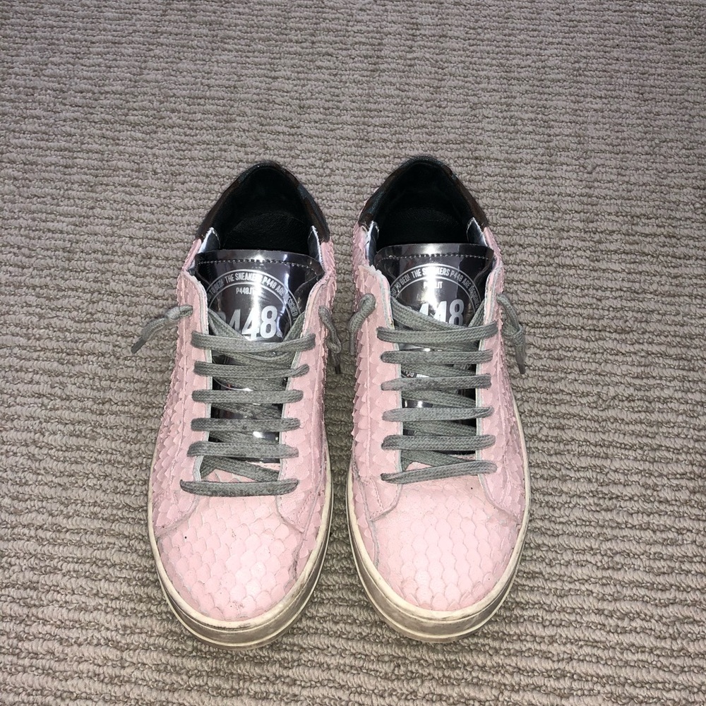 P448 Sneakers